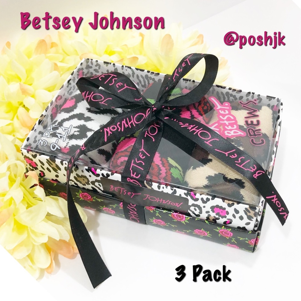 Betsey Johnson 3 Pack Crew Socks
